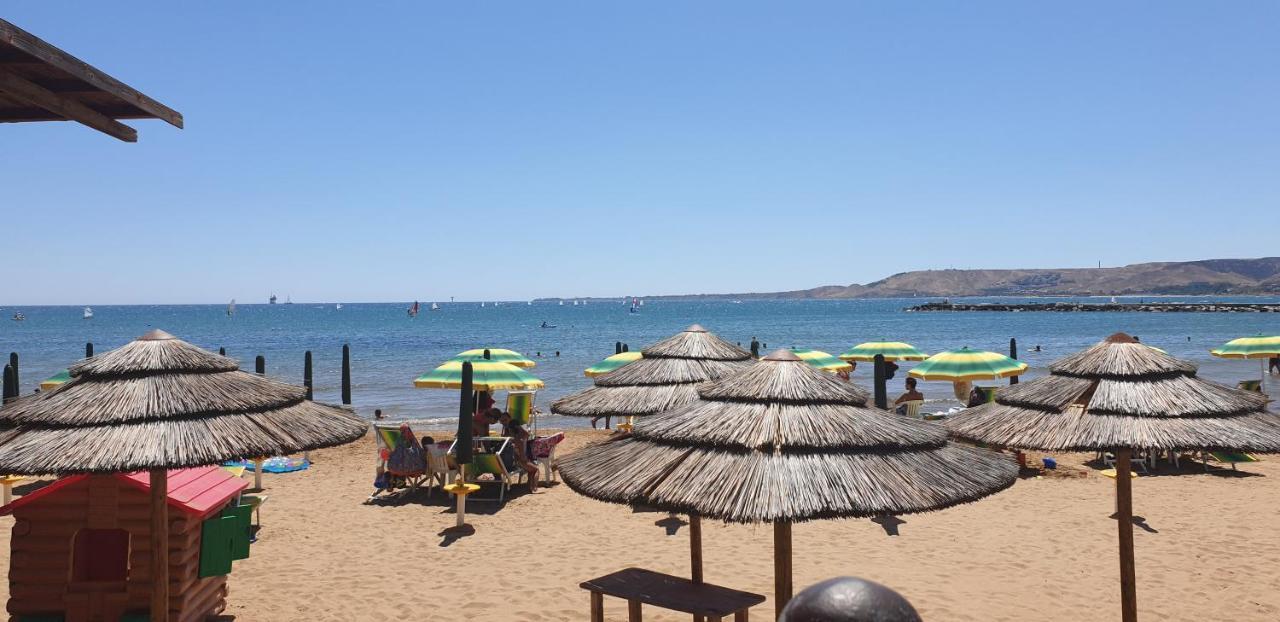 Dame Crotone Bed & Breakfast Dış mekan fotoğraf